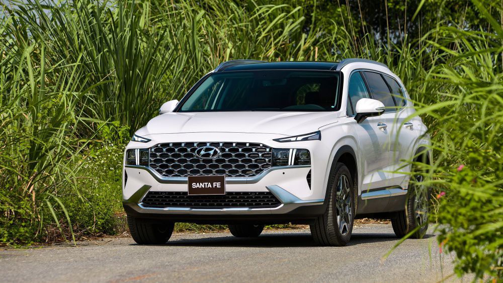 Đánh giá xe Hyundai Santa Fe 2022: Khắc tinh của Toyota Fortuner